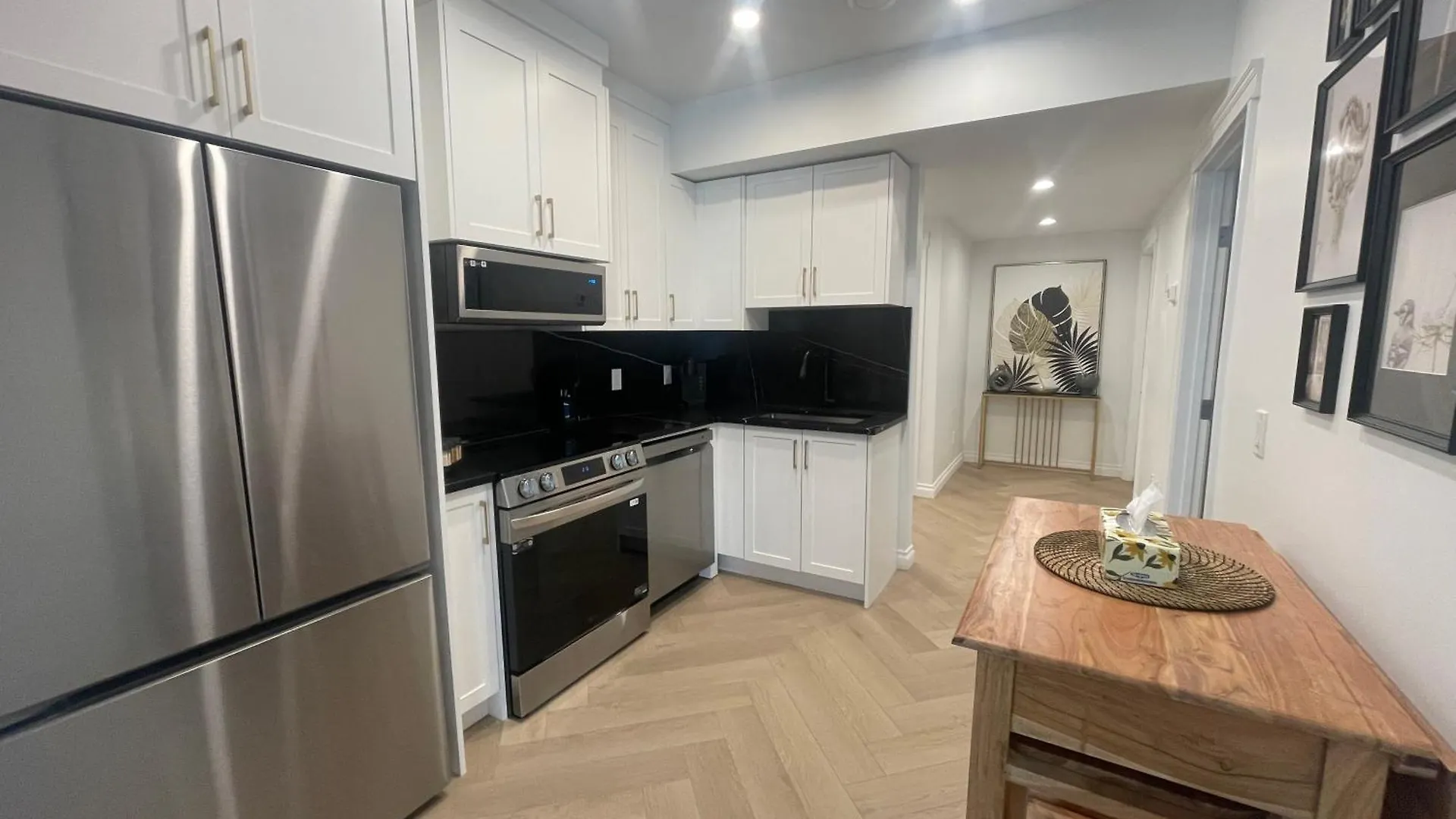Elite Guest Walkout Basement Suite Retreat YYC 0*,